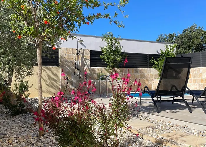 Zaton-nin Holidays - Olive בית נופש