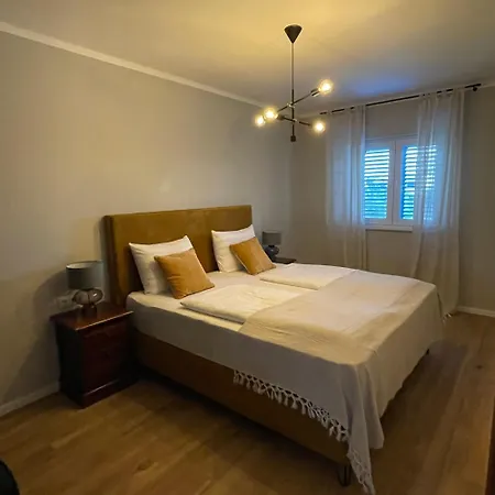 Prázdninový dům Zaton-nin Holidays - Olive